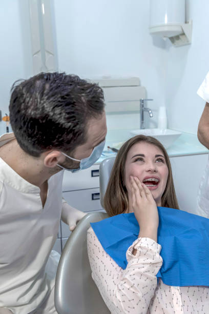 Best Emergency Dental Care for Broken or Chipped Teeth in Carefree, AZ